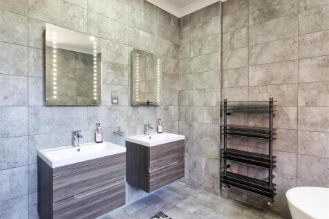Feature dual sink units