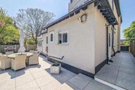 Patio &amp; side access