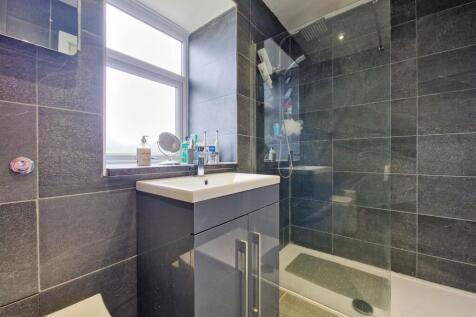 Luxury Shower room/w.c