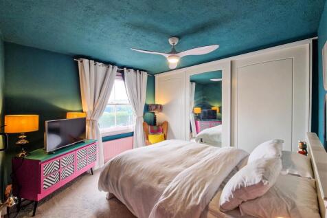 Bedroom one (sea view)