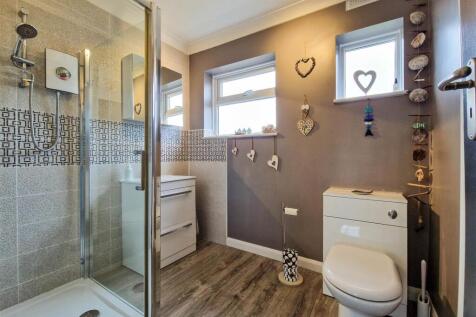 First floor shower room