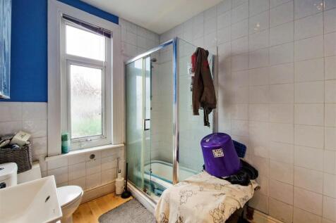 Shower room/w.c