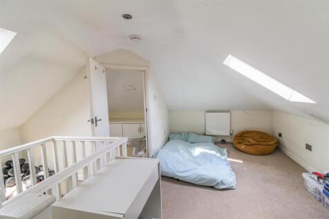 Second floor double bedroom