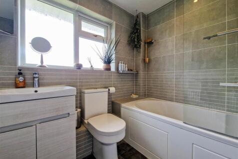 Modern bathroom