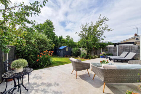 West Facing Rear Garden