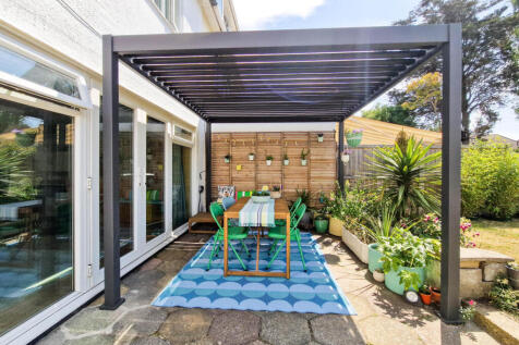 Feature Pergola