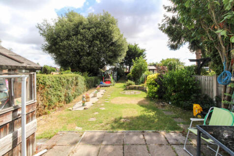 100ft Rear Garden