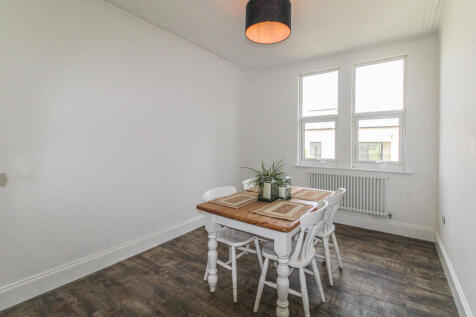 Dining Room/Bedroom
