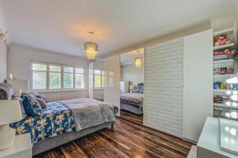 Grand principal bedroom