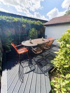 Rear Decking Area