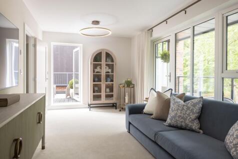 brooklands grove, weybridge
