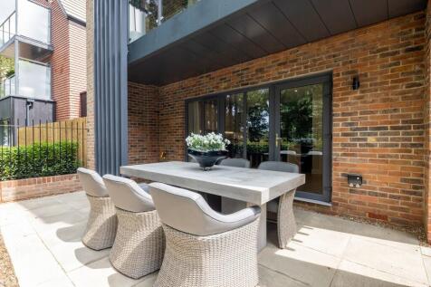 brooklands grove, weybridge