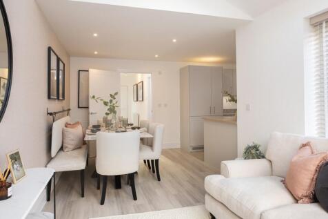 brooklands grove, weybridge