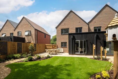 brooklands grove, weybridge