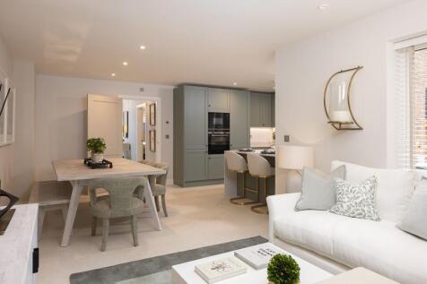 brooklands grove, weybridge