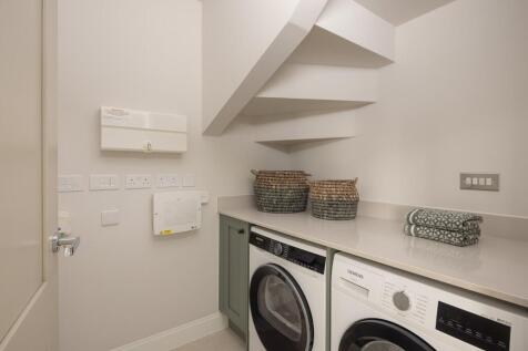 brooklands grove, weybridge