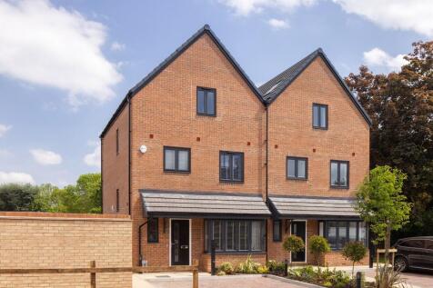 maple croft, egham