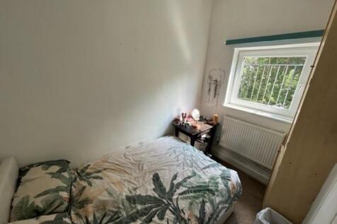 Bedroom.jpg