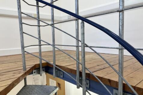 geb000037pw78w0wdspu 1.jpg