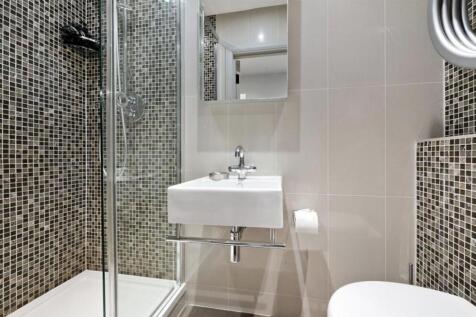 Shower room.jpg