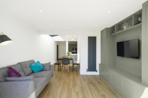 76 Clifton Road - u1SyqX6yPxCGYdYHRrvq.jpg
