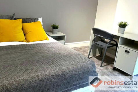 Bedroom 5a_169418842