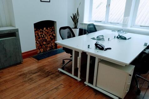 Suite 11.jpg