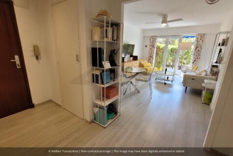 Property Image 6