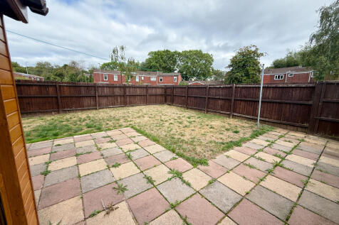Back Garden (2)