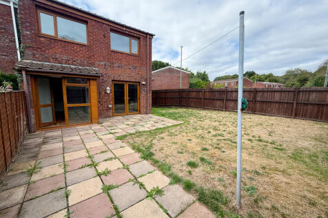 Back Garden (3)
