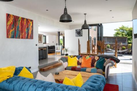 Property Image 6
