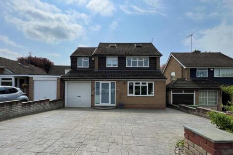 Long Compton Drive Hagley 1.jpg