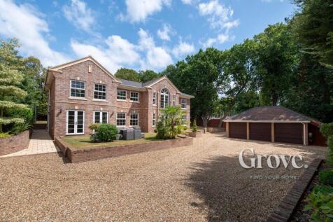 Blakesfield Drive Barnt Green 2.jpg