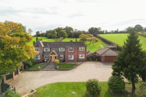 St Kenelms Road Romsley 1.jpg