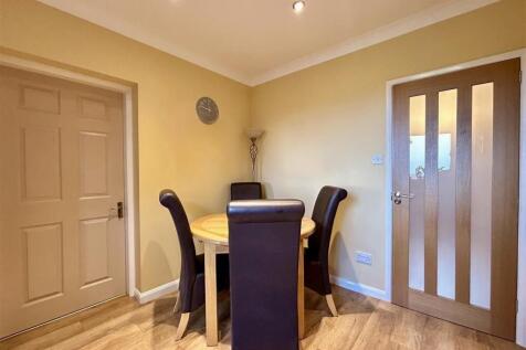 amended dining table.jpg