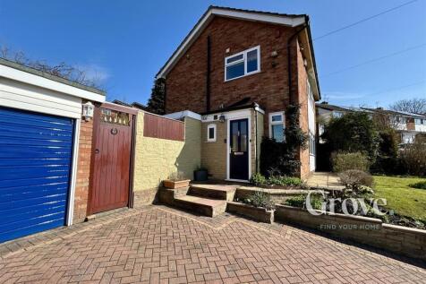 Castle Close Cradley Heath 2.jpg