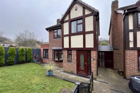 Clent Hill Drive Rowley Regis 1.jpg