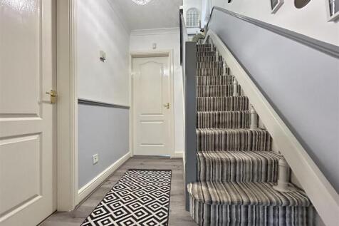 Clent Hill Drive Rowley Regis 1.jpg