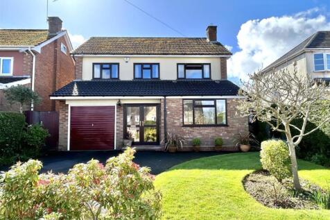 St Kenelms Road Romsley 1.jpg