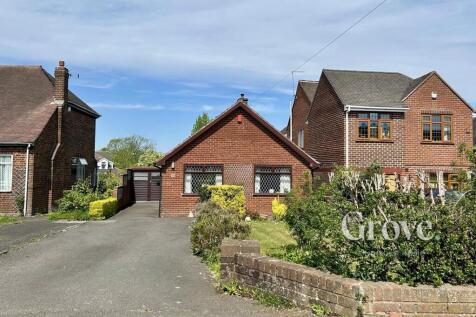 St Kenelms Road Romsley 2.jpg
