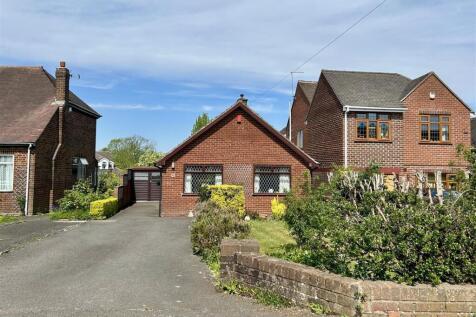 St Kenelms Road Romsley 1.jpg