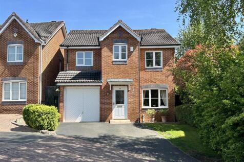 Bishops Walk Cradley Heath 1.jpg