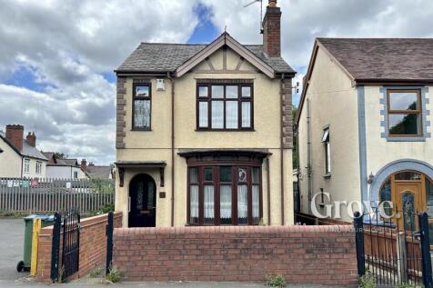 Beauty Bank Cradley Heath 2.jpg