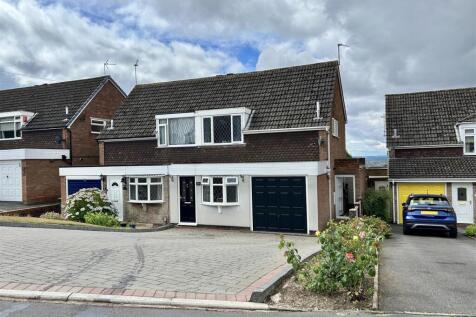 Ross Heights Rowley Regis 1.jpg