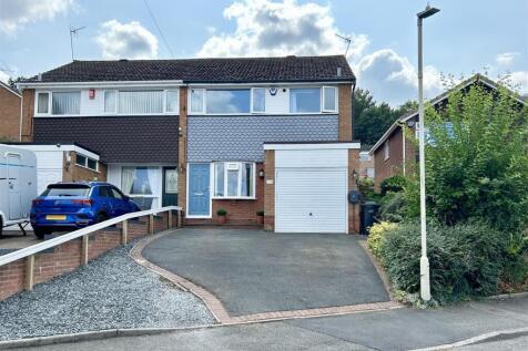 Fairmile Road Halesowen 1.jpg