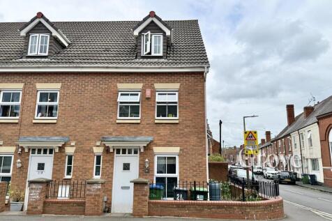Claremont Street Cradley Heath 2.jpg