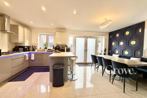 Fishers Bridge Tividale Kitchen 2.jpg