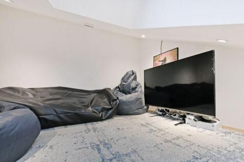 Bedroom 3 Mezzanine 