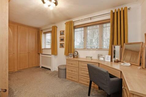 Main Bedroom Dressing Area