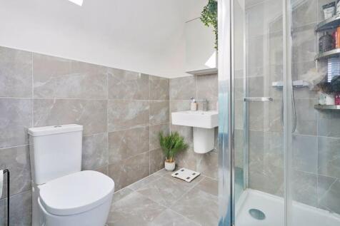 Ensuite Shower Room 